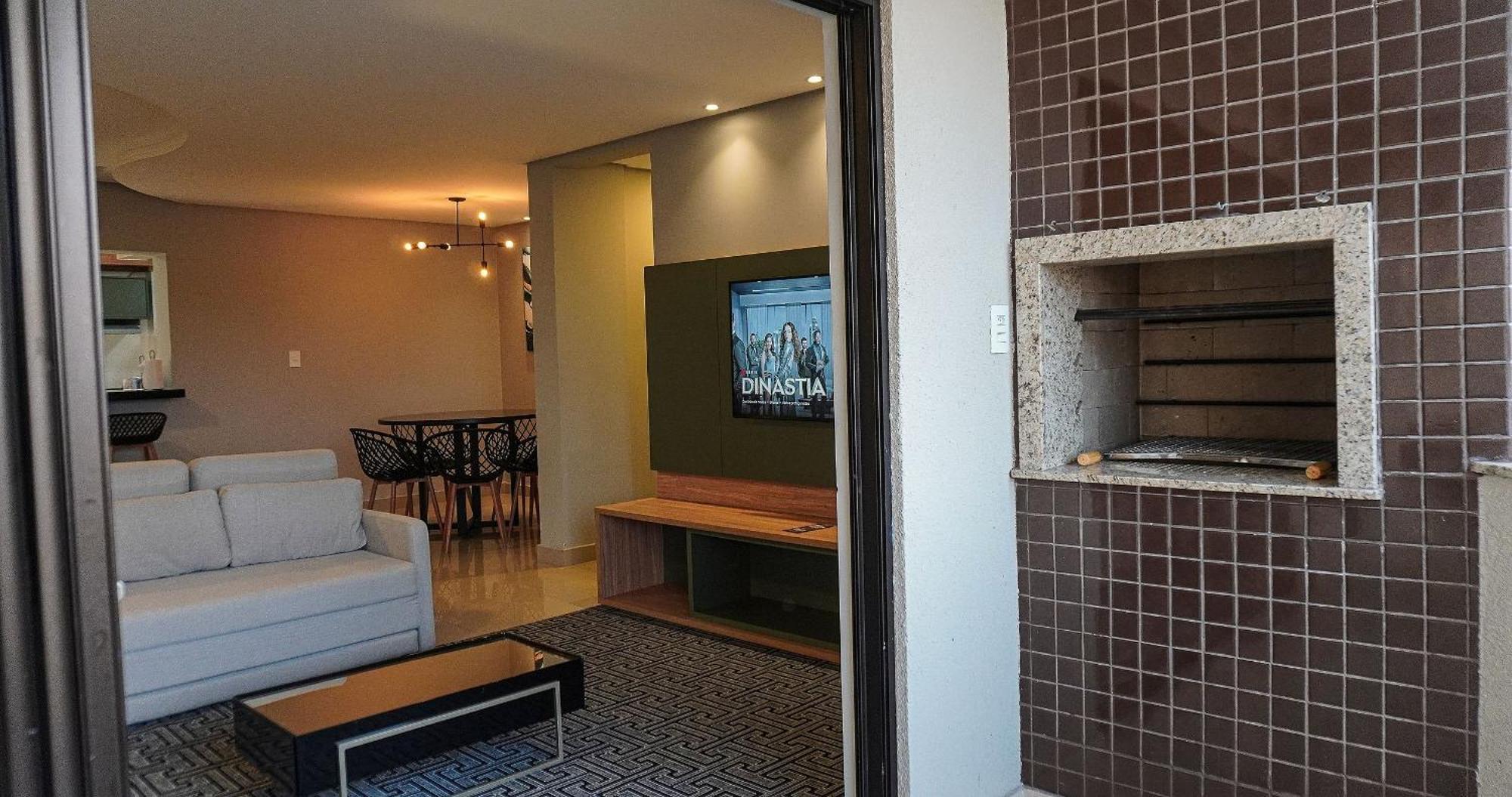 פוז דו איגואסו Apartdamani - Aptos Por Temporada No Centro מראה חיצוני תמונה